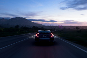 LOL手游选手直播互动,与粉丝零距离,欢乐不断!